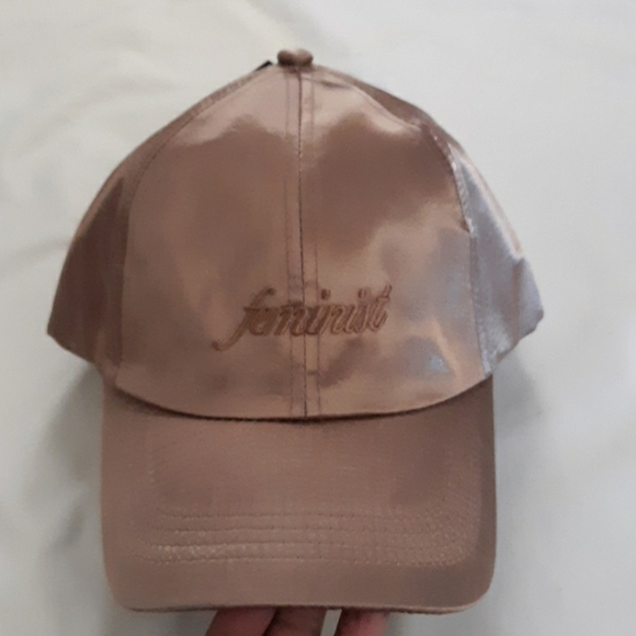 Accessories - NWT Women's Graphic "Feminist" Hat Cap